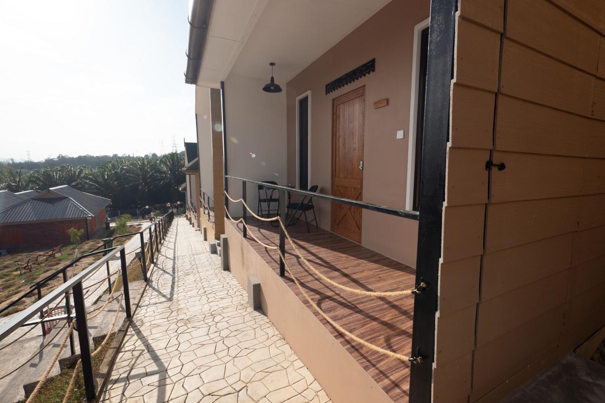 Tamu Eco Lenggeng Hotel Ngoại thất bức ảnh